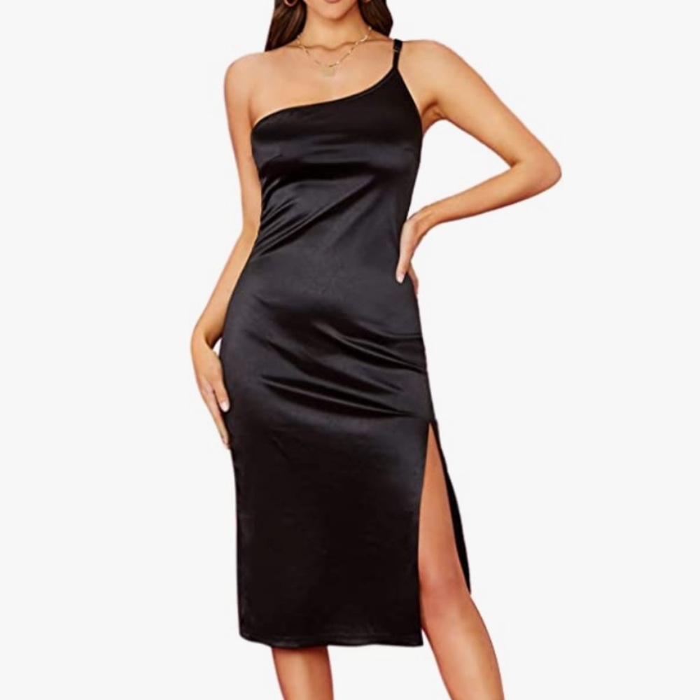 Satin Black Dress W. Thigh Slit ROMWE